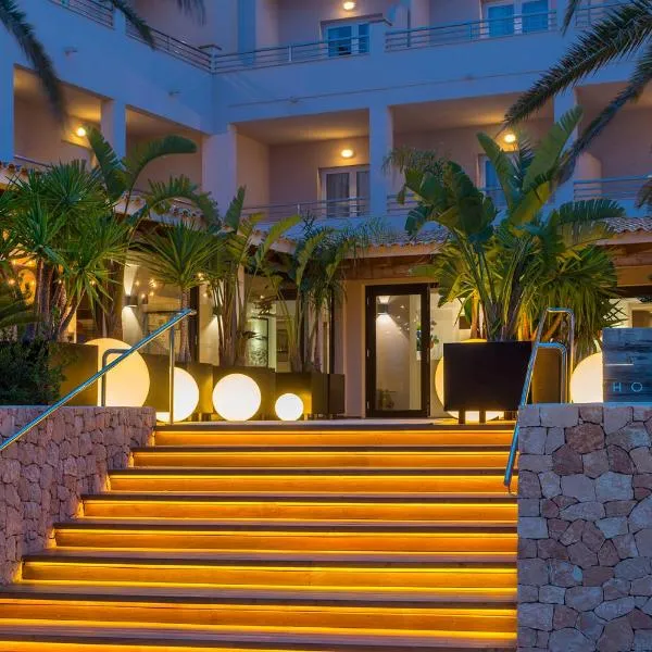 Hotel Tahiti, hotell i Es Pujols
