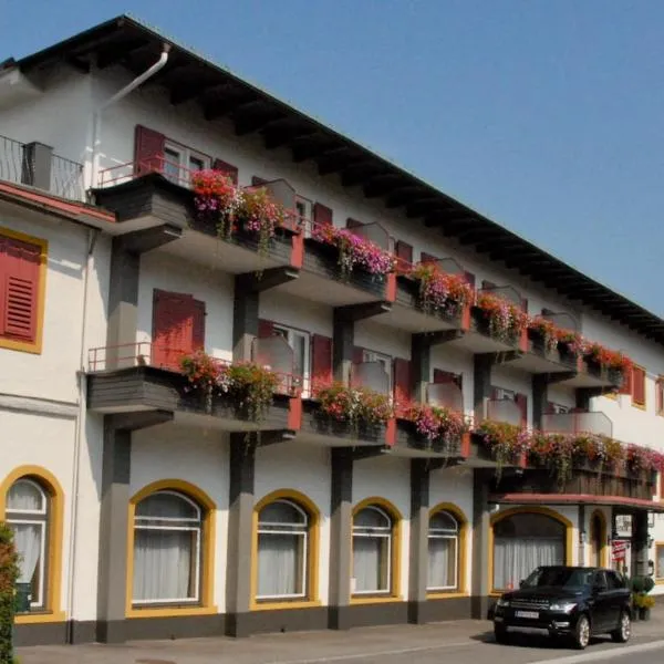 Hotel Velden Bacherlwirt, hotel en Sankt Jakob im Rosental