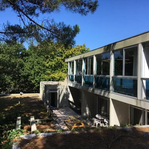 Auberge de Jeunesse HI Lorient, hotel v destinaci Lorient