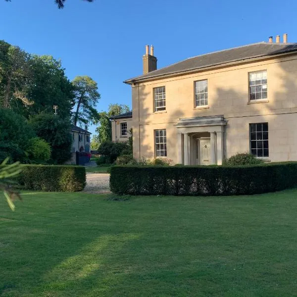 The Old Vicarage, Evenley. Brackley., hotel em Hinton in the Hedges