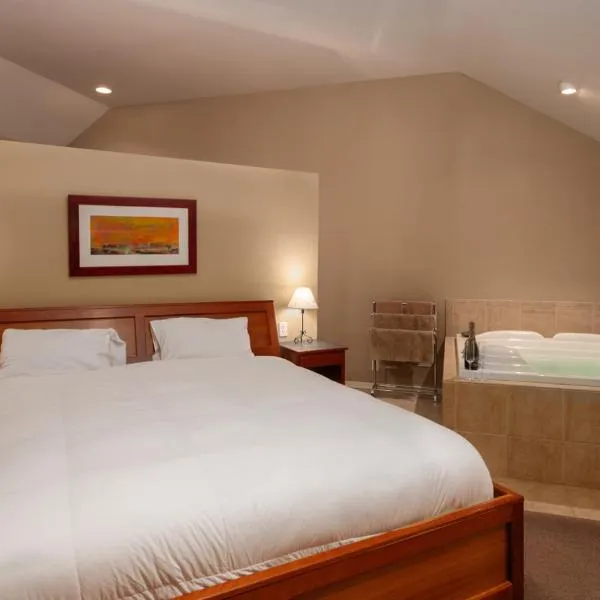 Pigeon Creek Inn - Adults Only, hotel in Holland