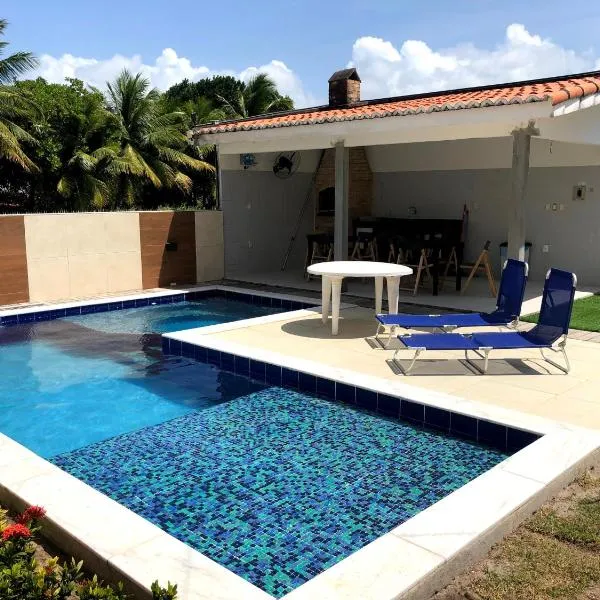 Casa completa com piscina e área de laser completa na praia BELA - PB, hotel in Pontinhas