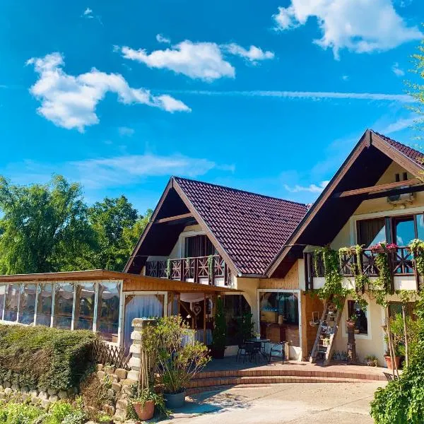 Strázsa Vendégház, Hotel in Alsónána