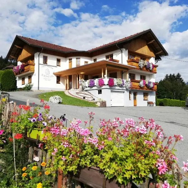 Hotel Pension Appartement Kristall, hotel a Tröpolach