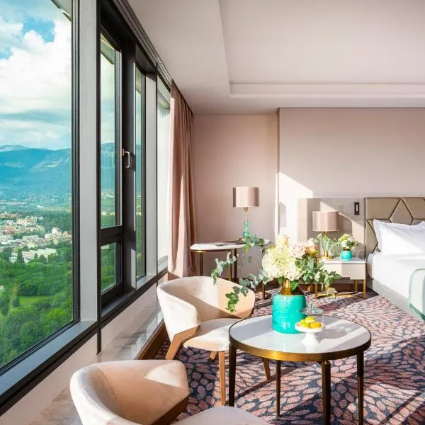 Grand Hotel Millennium Sofia: Sofya'da bir otel