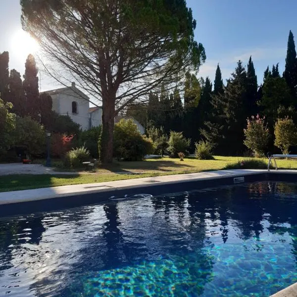 REMY A DIT, hotel v destinaci Saint-Rémy-de-Provence