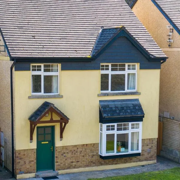 Fishermans Grove 3 Bed by Trident Holiday Homes, hotel v destinaci Dunmore East