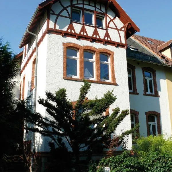 Villa Am Park, hotel v destinaci Erfurt