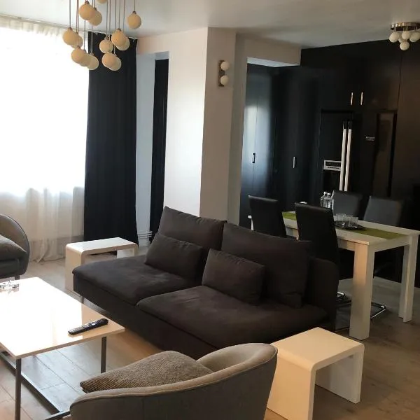 Open Space UltraCentral, hotel v destinaci Piteşti