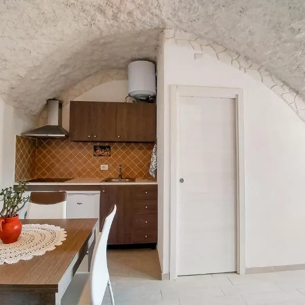 La Casarella Apartment, готель у місті Тропеа