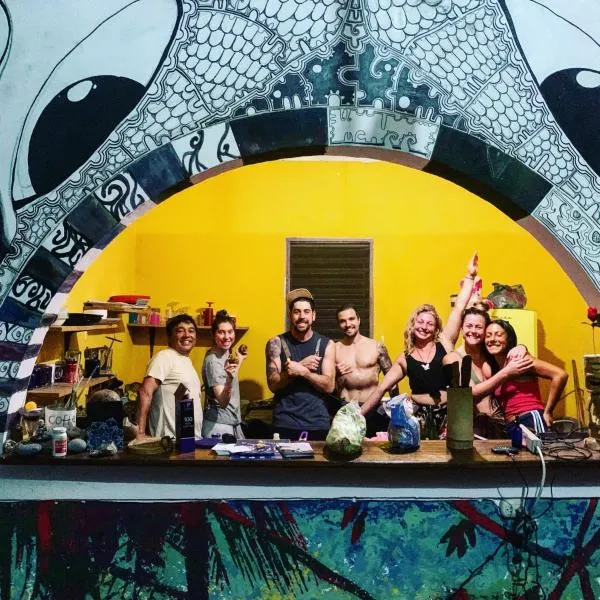 Casa de Colores, khách sạn ở El Zonte