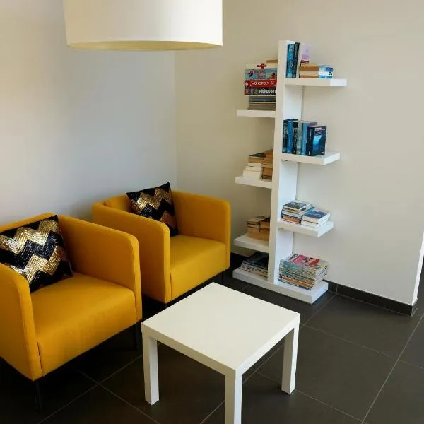Villa Fluisterbos met gratis parking、オーステンデのホテル