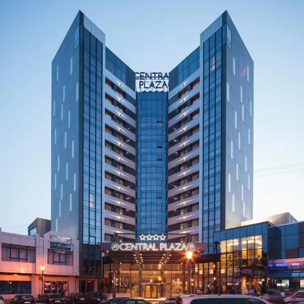 Central Plaza Hotel、ピアトラ・ネアムツのホテル