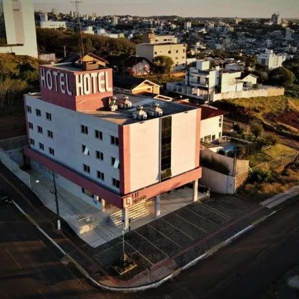 LH Plaza Hotel, hotel en Chapecó