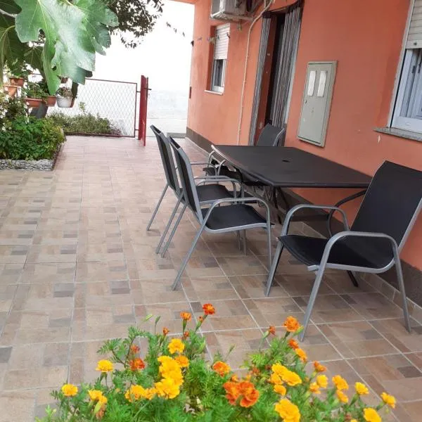 Apartman Marino- autentični domaćinski smještaj, hotel v destinaci Karlobag