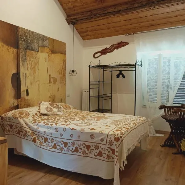 La casa sul tetto, Room's & Glamping, hotel v destinaci Recanati