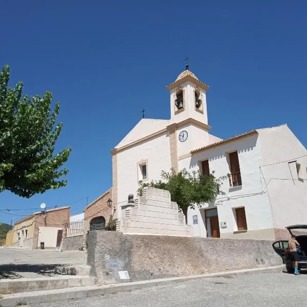 Casa Rural Rectoría de Raspay, hotel en Carche