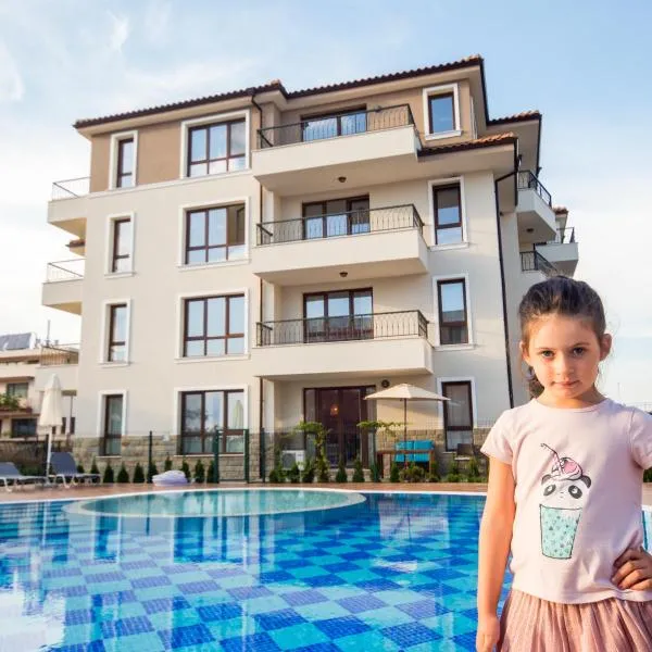 Villa Ina & Eva Bayview Deluxe, hotel in Burgas City