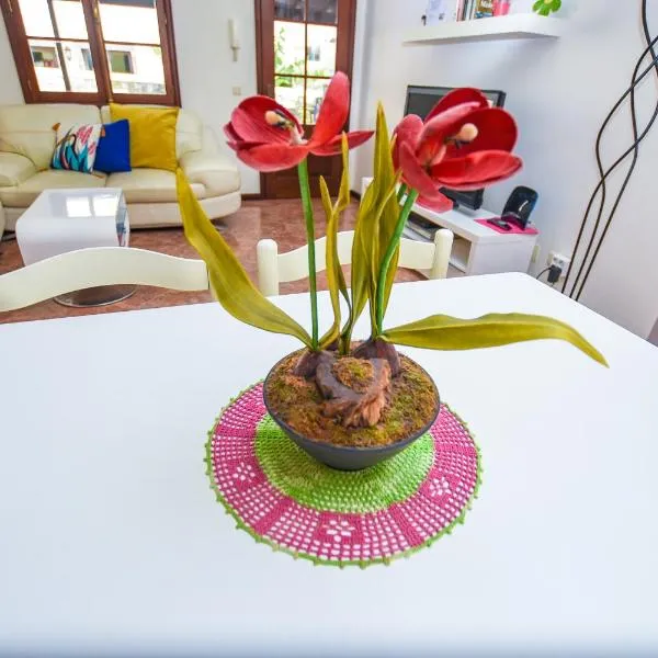 A House near CR7 Museum Madeira, hotel ve Funchalu