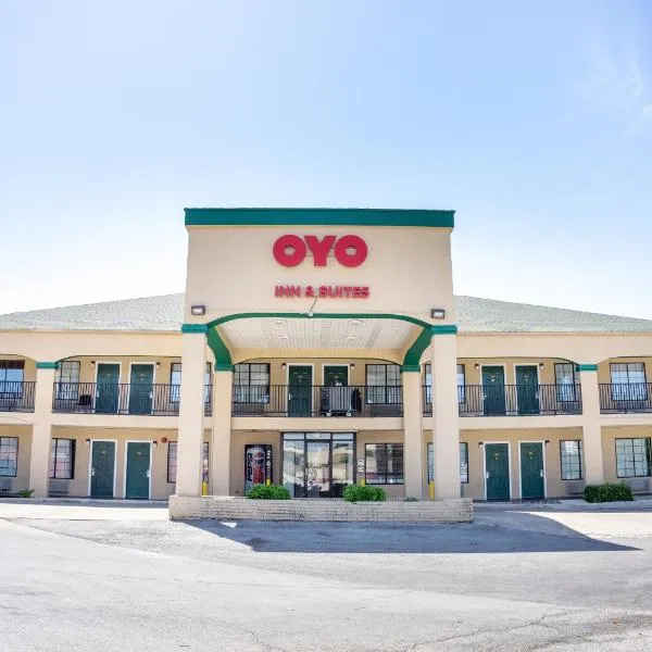 OYO Inn & Suites Medical Center San Antonio, hotel en Leon Valley