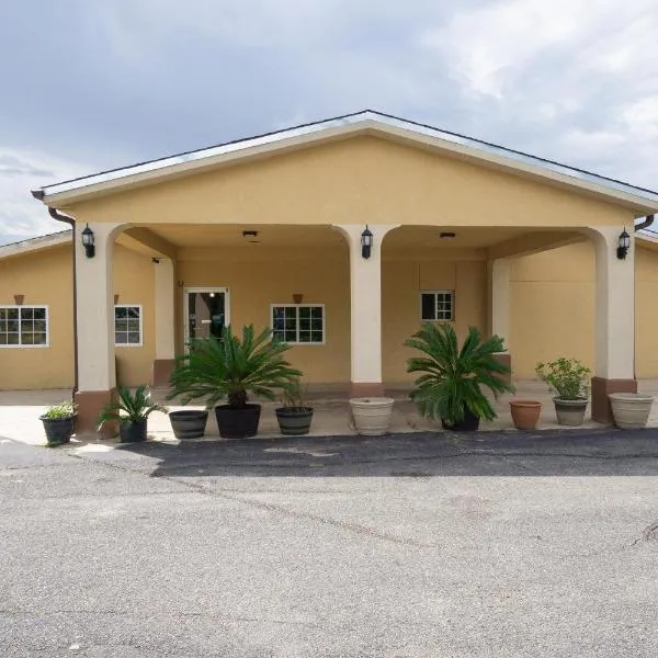 Woodridge Inn and Suites, hotel in Miami