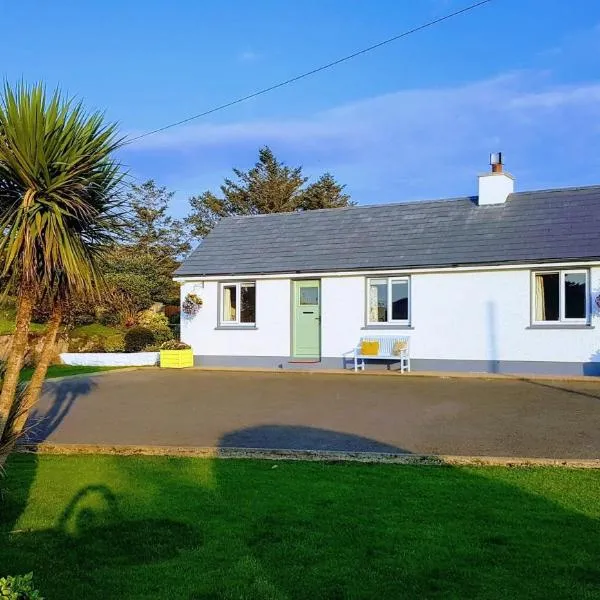 Cromlech Cottage, hotel in Portnoo