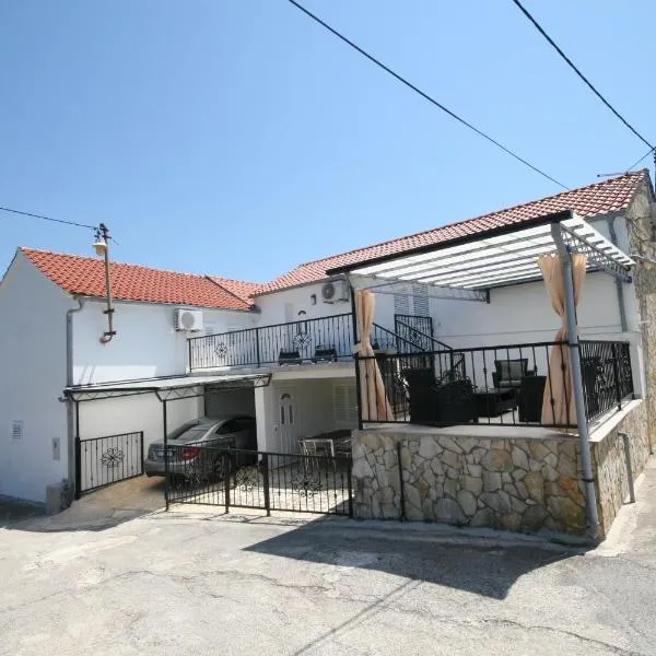 House Sakarun, ξενοδοχείο σε Veli Rat