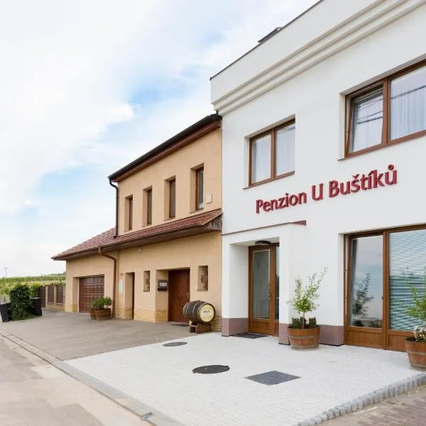 Penzion U Buštíků, hotel i Šardice