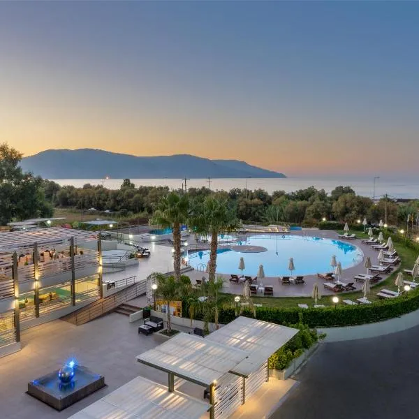 Georgioupolis Resort & Aqua Park, hotel in Nisíon