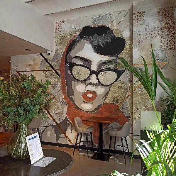 ARVA Spa París, ξενοδοχείο σε León