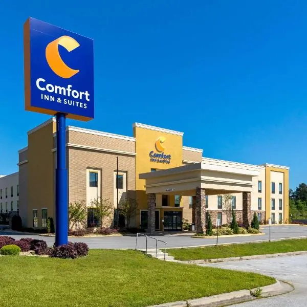 Comfort Inn & Suites Macon West, hotelli kohteessa College Estates