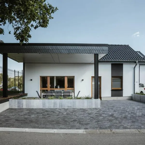 Sua Casa, готель у місті Amblève