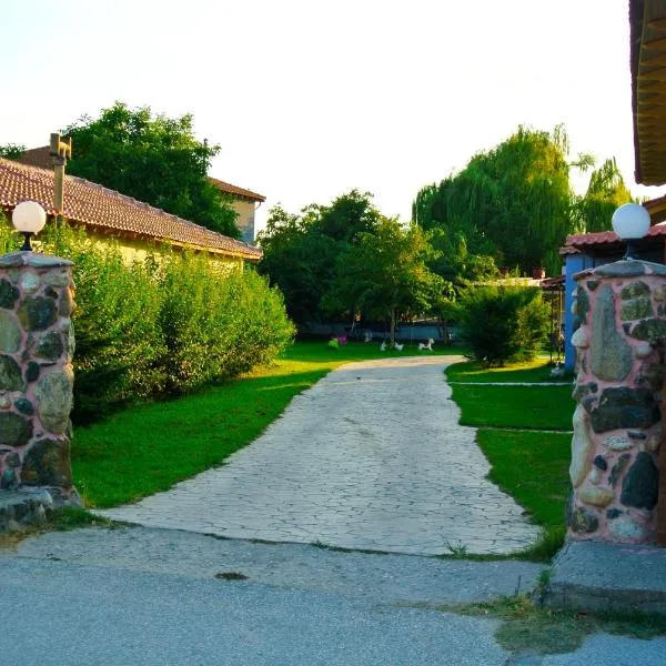 Kremasti Rooms, hotel in Kremastí