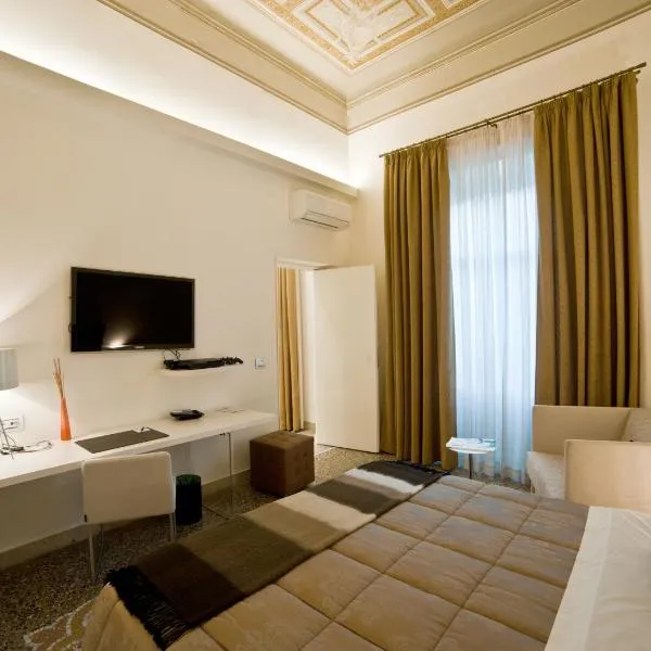 Town House Cavour, hotel v destinaci Reggio di Calabria