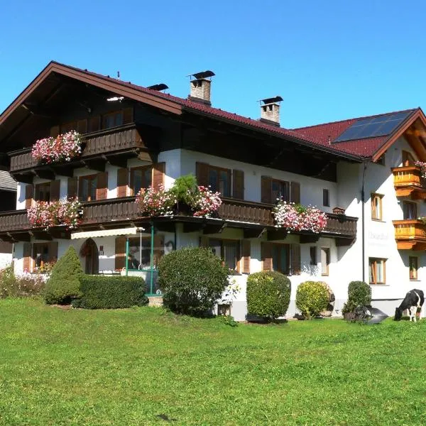 Ehstandhof, Hotel in Uderns