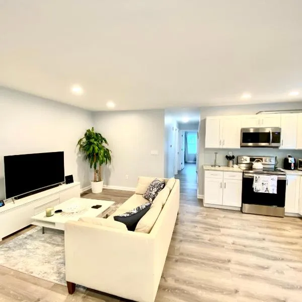 The Longmont Luxury Condo in the heart of providence, hotel in Providence