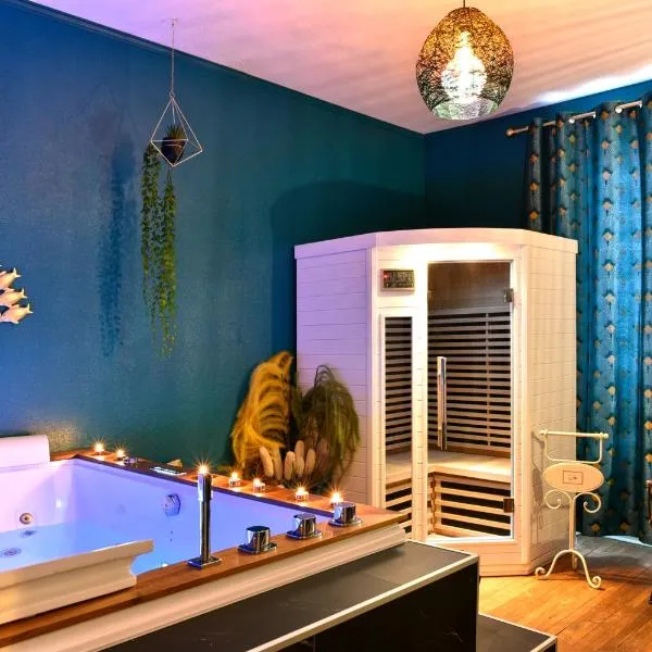 MoonLOVE, SPA/Sauna et Jacuzzi privés, charme et détente.: Nancy'de bir otel