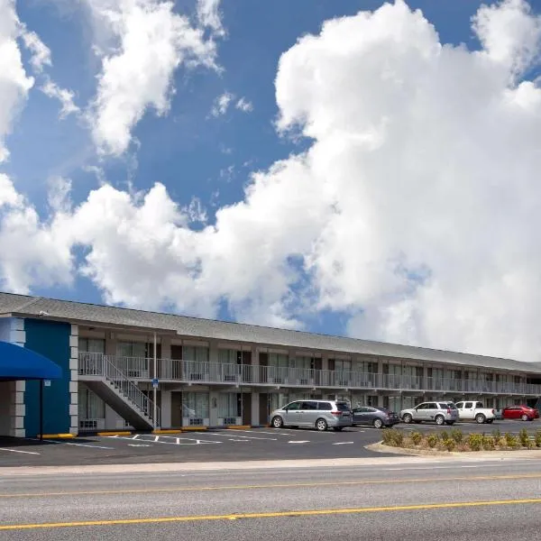 Days Inn by Wyndham Apopka/Orlando, hotel sa Apopka