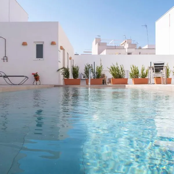 Hotel Senderos, hotell i Agua Amarga