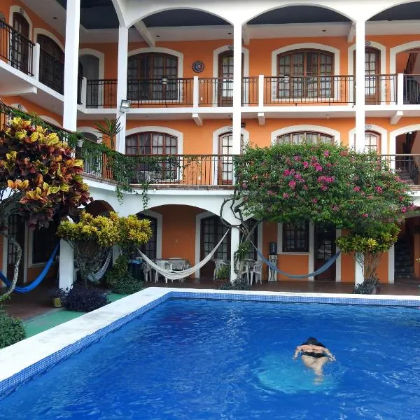 Don Luis Hostal - Sucursal Galeana - Tecolutla, khách sạn ở Tecolutla