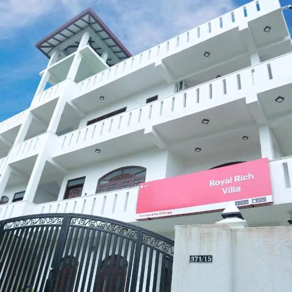 Royal Rich Villa, hotel v destinaci Ambalangoda