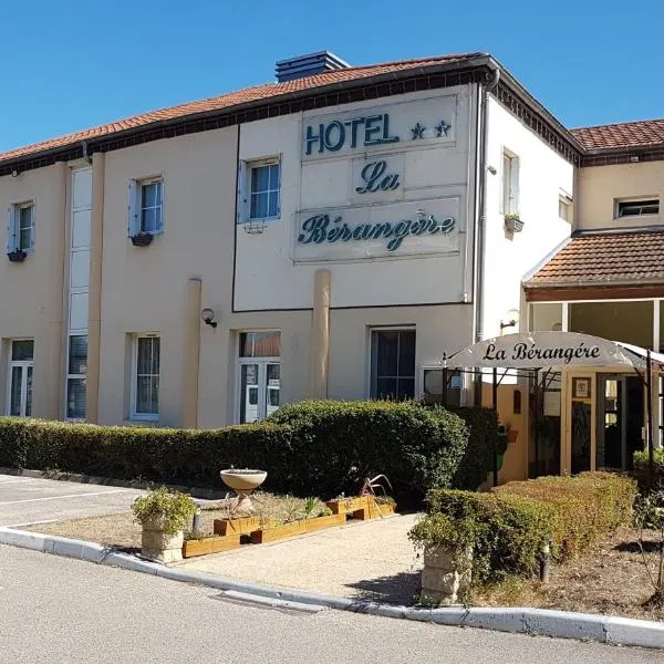 Hôtel La Bérangère – hotel w mieście Villieu