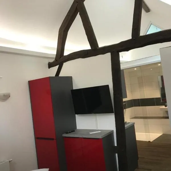 Ferienapartment: An Der Kunstakademie Heimbach, hotel in Heimbach