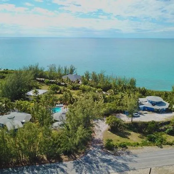 The Sunset Cove and Rainbow Room, hotel v destinaci Hatchet Bay Limited Settlement