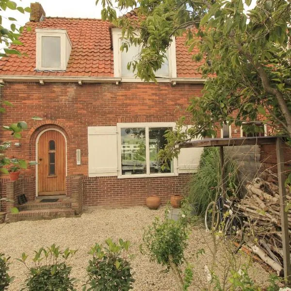 House Akerdijk 5 persons 3 bedrooms, hotel di Badhoevedorp