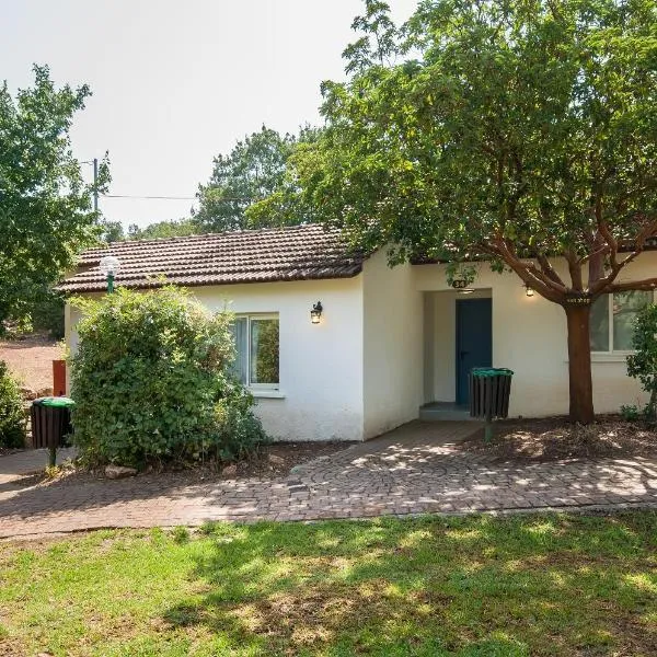 SPNI Hermon Field School, hotel em Kibbutz Snir