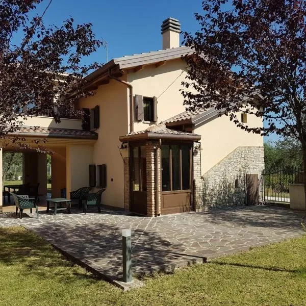 La Casina di Ely, hotel v destinaci SantʼAndrea in Casale