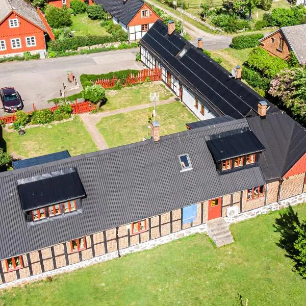 Ravlunda Byaväg 12, hotel v destinaci Kivik