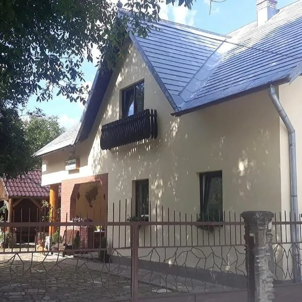 Pensiunea Casa Domniței Sucevița, hotel v destinaci Suceviţa