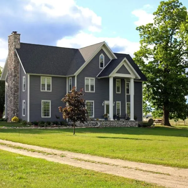 LOJ BNB, hotel in Canadian Lakes